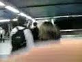 nigeriano en metro gregorio marañon sembrando el pánico
