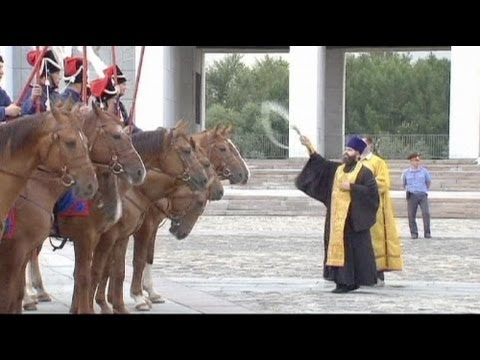 القوزاق الروس يحيون الذكرى ال200 لملحمة بورودين - فيديو