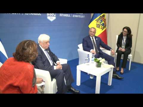 Igor Dodon s-a întîlnit cu președintele Republicii Elene, Prokopios Pavlopoulos