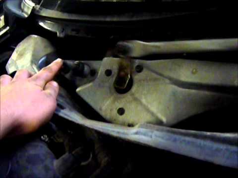 Lincoln Town Car Wiper Motor at Auto repair Cleveland Ohio 44128 Preppy Boys Automotive