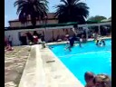 un dia en la piscina