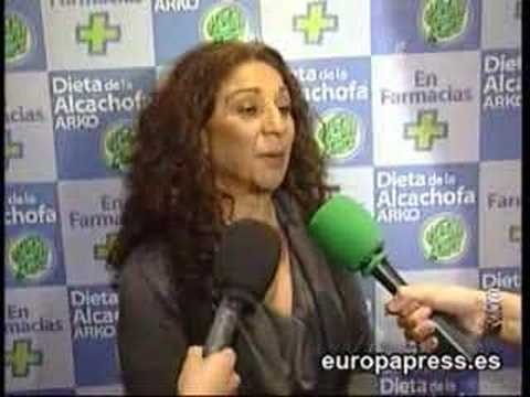 lolita flores. Lolita Flores prestó un año