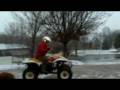 videos de Polaris Trailblazer 250 doughnuts in snow