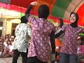 Click here to watch this video basa basa berjilbab di panggung