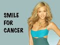 jessica alba smiles for cancer