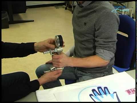 how to perform grip strength test