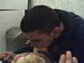 videos de mangia e caca.3gp