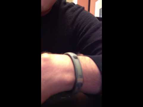 how to drain a cyst on your wrist