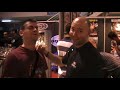 autentica explosion entre dos cracks:
- �pierre, sabes quien �ste?.
una pasada, vaya cara que pone el sr.woodman!!!!