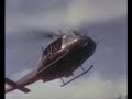 pendant la guerre du vi�t nam, le chef hi�rarchique de l'agence tous risques, le colonel morrison, leur a donn� des ordres afin de voler la banque d'hano� afin de pr�cipiter la fin de la guerre. ils r�ussissent leur mission, mais quatre jours apr�s la fin de la guerre, ils retrouvent le colonel assassin� par les viet cong et le quartier g�n�ral enti�rement br�l�. par cons�quent, aucune preuve indiquant que l'agence tous risques agissait sur ordre n'existe. pour cette raison, ils sont envoy�s en prison par une cour de justice militaire.