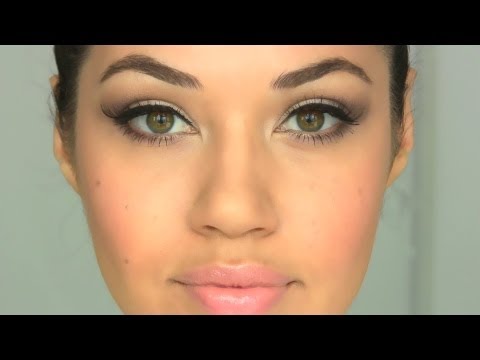 how to apply nude eyeshadow