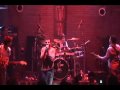 alex de mana con elias  llueve mr. brightside en la casona