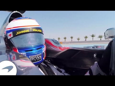 VIDEO: ¿Qué tan complicado es conducir un F1 de 2014?