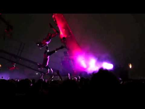 OfficialFatBoySlim - This was my (not so) secret gig on the Saturday night of Glastonbury 2013 at the incredible and unique Arcadia. If you were there i hope you managed to get w...