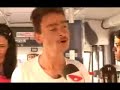 Conhe�a Roger, o cantor de �nibus
