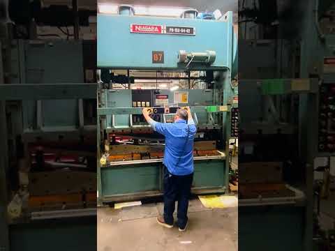1987 NIAGARA PN-150-84-42 Straight Side Double Crank Press | Universal Press & Machinery (UPM) (1)