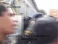 REPRIME POLICIAS A ESTUDIANTES Y REPORTEROSEN XALAPA