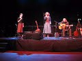 dutch group ygdrassil performing the song 'the garden of jane delawney' in amstelveen during their 2007 farewell tour.

it's a cover of british folk rock group trees, who released it in 1970 on an album with the same name.

ygdrassil consist here of linde nijland, annemarieke coenders and bert ridderbos. visit their website at www.ygdrassil.nl!

sorry for the shaky image and the annoying crackling of the camera...