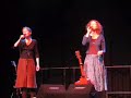 dutch group ygdrassil performing the song 'the garden of jane delawney' in amstelveen during their 2007 farewell tour.

it's a cover of british folk rock group trees, who released it in 1970 on an album with the same name.

ygdrassil consist here of linde nijland, annemarieke coenders and bert ridderbos. visit their website at www.ygdrassil.nl!

sorry for the shaky image and the annoying crackling of the camera...