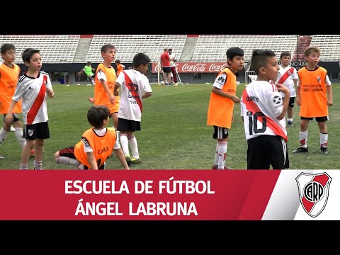 Fin de año de la Escuela de Fútbol Ángel Labruna