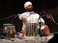 a short clip of sukhvinder performing a solo in saath in a 19 beat cycle.

this clip is from a chakardar concert in tribute to pandit kishan maharaj 19 july 2008

thankfully arranged by my ustad ji. harkirat singh.