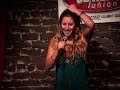 Jessie Schneiderman Stands Up at the Comedy Union