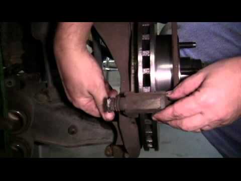 How to Replace the Front Brake Pads and Rotors on a 2002 Ford Ranger Edge