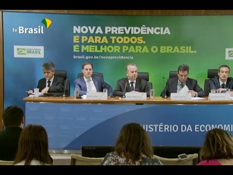 Novo cálculo aponta que reforma da Previdência deve economizar R$ 1,236 tri em dez anos, anuncia Rogério Marinho