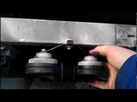 Removing the horn from your 2004 Mercury Grand Marquis GS