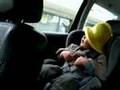 Bram (2,5 jaar) zingt Brabant van Guus Meeuwis
