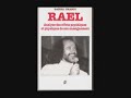 depuis 15 ans, les ra�liens du qu�bec ont accumul� bon nombre de discriminations qui sont ici pr�sent�es en un dossier fort �toff�: incitations � la haine, agression physique, d�rision et m�pris � la t�l�vision d'�tat, insultes publiques, absence de rigueur de d'�thique journalistique, violation de la vie priv�e, vandalisme, interdiction d'entrer dans un lieu public, atteinte � la libert� d'expression, censure,  expulsions, violation de la charte des droits et libert� et de nombreuses plaintes rejet�es.

tous ces gestes d�cris ci-haut pos�s contre le mouvement ra�lien ont eu les cons�quences suivantes sur ses membres; emplois perdus, de gardes d'enfants retir�es, de ruptures de contrats professionnels, de d�nis de justice, d'ostracisme, d'insultes, de diffamations et d'injures publiques, d'agressions verbales et physiques, dans tous les cas pour l'explicite et avou� motif qu'ils sont ra�liens et parce qu'un climat m�diatique et politique donne pleine licence � la n�gation de leurs droits au pr�texte qu'ils seraient membres d' �une secte dangereuse�.

�si on analyse tous ces articles et toute la gangue naus�abonde d�vers�e sur nous depuis des ann�es, on voit se dessiner un parfait parall�le avec ce qui s'est pass� dans les ann�es 30 et la mont�e de l'anti-s�mitisme. c'est ce que les sociologues d�clarent mais nul ne les entend�, expose daniel chabot, pr�sident du mouvement de r�sistance sociale aux conditionnements psychologiques cr��s par les m�dias et les pouvoirs m�diatiques (mor�comp).

difficile � croire? une image vaut mille maux! une vid�o en vaut des millions... et les faits vous sont expos�s ici, en images brutes afin que vous vous fassiez vous-m�me une id�e et que vous puissiez partager ces infos � tous vos contacts. la discrimination religion est plus pr�sente que jamais au qu�bec, vous ne pourrez plus dire 