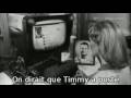 Découvrez Alice, personnage réalisé par le groupe Your Tango. Alice est une jeune femme bien élevée, qui après une journée de boulot se met devant son ordinateur pour savoir ce que son petit ami, Timy, a fait pendant la journée. Et là , malheur, elle se rend compte que Timy a changé son statut : passant de « en couple » à « célibataire ». Timy a enfreint la règle numéro 1 de Facebook : « Ne changez pas votre statut sans consulter lautre personne ». Ce petit film est remplit de règles dans le ...