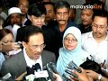Anwar at religious dept to give statement