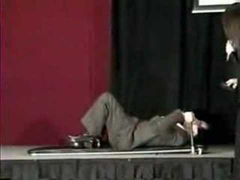 Master Carlos Lee - abdomen lifting