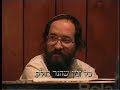 שלמה ארצי נפגש באופן מקרי באולפן הקלטות עם חסידי בעלזא ועם המלחין החסידי משה (מונה) רוזנבלום שעוד חבש אז כיפה סרוגה, ושר שיר חסידי.