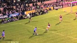 Hans van Breukelen vs. Hugo Sanchez