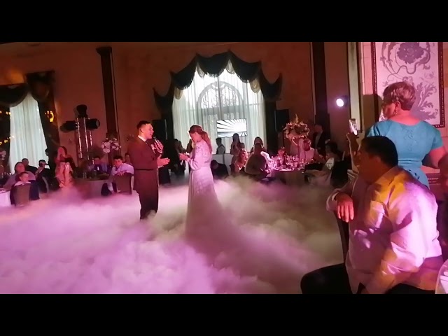Тяжелый дым для сопровождения свадебного танца в Туле
