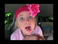 videos de Monkey Jumping On The Bed Large 2