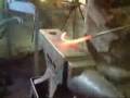 videos de Forging a freehand scroll