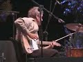 marc ribot a jazz a luz en 2004 : il joue un morceau qu'il continue � faire sur sc�ne aujourd'hui avec son nouveau projet ceramic dog.je trouve ce 