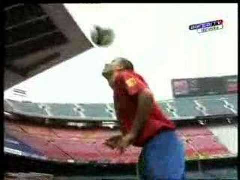 La Presentación de Piqué en el Camp Nou