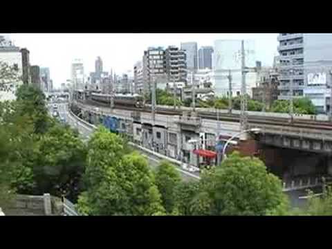 JR元町駅を発車する207系