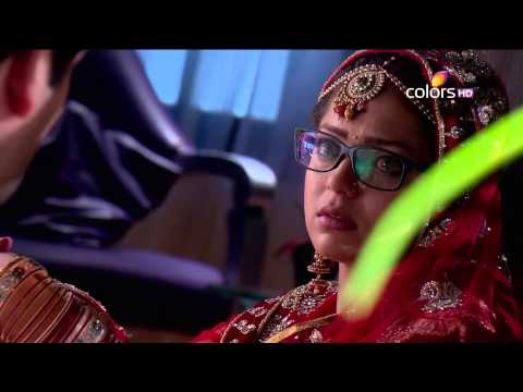 Madhubala - Madhu's mentally challenged husband, Raj Kumar aka Raju asks her to leave his room when she refuses to tell him a story. Outside the room, Tamanna makes fun ...
