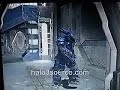 Halo 3 - Brute Taking a Piss