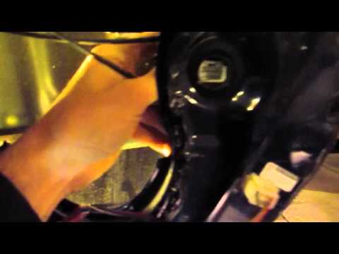 Pontiac Vibe rear child safety lock repair