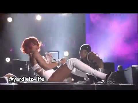 sm - Rihanna feat. Britney Spears.