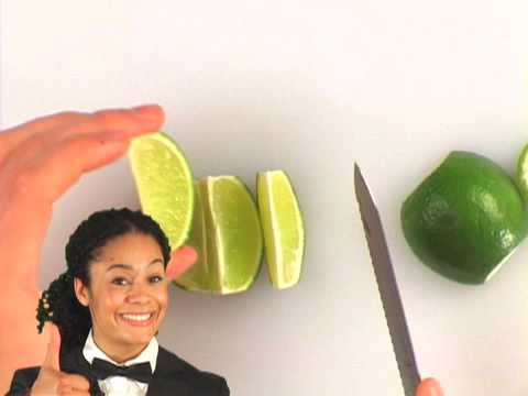 how to cut a lemon in wedges