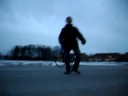 degen gör massa grejer
