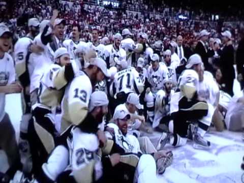 ゲーム7。 ピッツバーグペンギンズTribute2009スタンリーカップ、Champions、-私たち、Champions-女王はそうです。