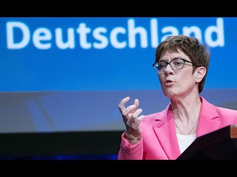 Kramp-Karrenbauer schließt Zusammenarbeit mit ...
